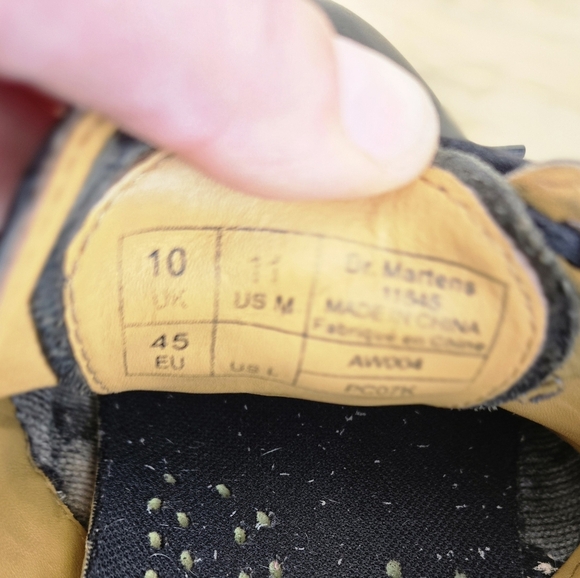 Vintage Brogue Dr. Martens - Picture 4 of 8